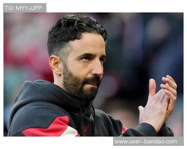 曼联管理层忧心阿莫林表现不佳拒绝为中场引援投入巨资