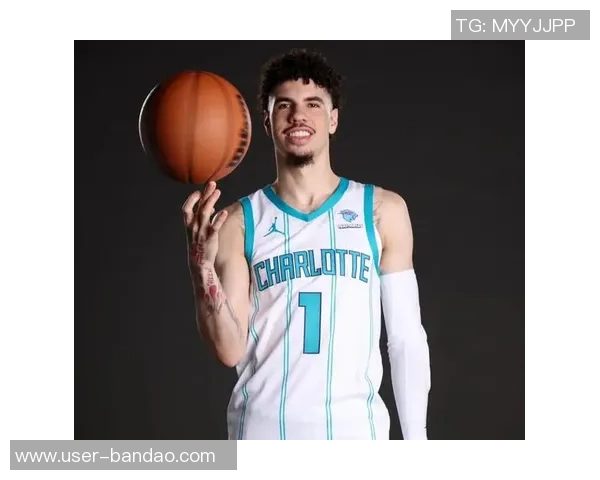 考辛斯称拉梅洛为黄蜂最佳球员但绝对领袖之位仍需争夺