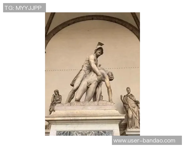 法国名宿称赞德尚应立雕像齐达内执教法国是完美结合