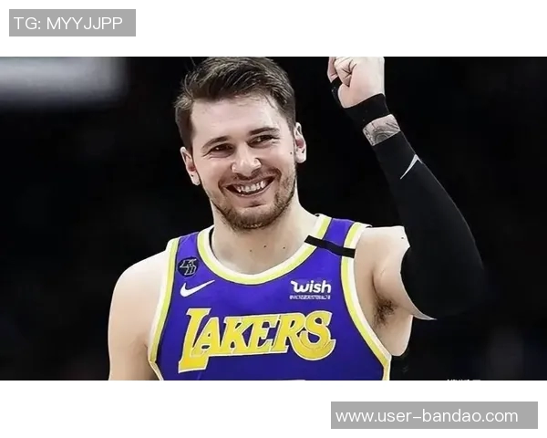 东契奇关键三分连中展现自信表示仍需努力提升表现