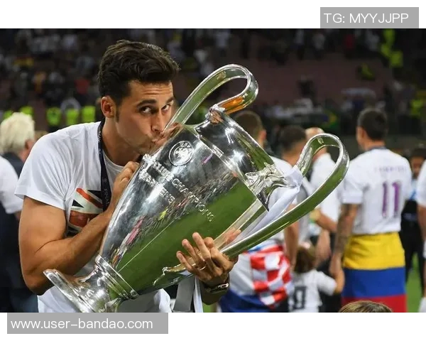 阿韦洛亚重返皇马战场全力以赴誓为球队征战每一条战线 阿韦洛亚重返皇马战场全力以赴誓为球队征战每一条战线