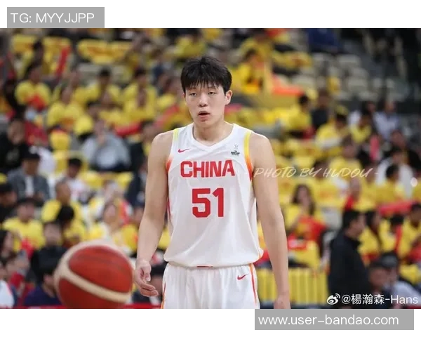 杨瀚森对裁判频频抱怨但CBA中的明显犯规为何不被吹罚 杨瀚森对裁判频频抱怨但CBA中的明显犯规为何不被吹罚