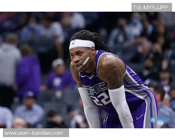 沃特福德上半场表现抢眼6投4中贡献13分4助攻正负值7